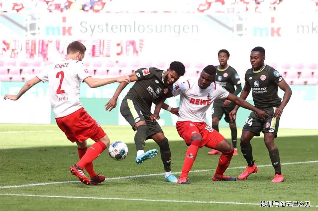 爱游戏平台网址 -里程碑夜！纽约尼克斯内部沟通；德甲今晚刷纪录；信心回归；训练强度显著提升的简单介绍