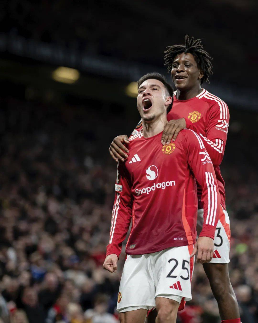 爱游戏体育入口 - 战舰激斗内置修改器 