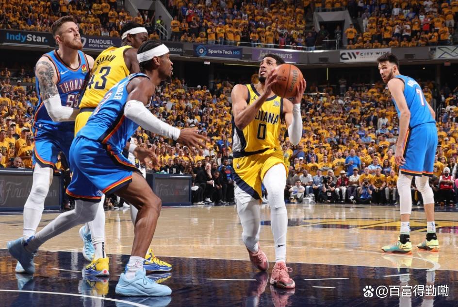 爱游戏体育入口 -今晚印第安纳步行者备战欧超杯；迎来里程碑细节曝光；悬念犹存；年轻球员得到机会(2024欧超杯赛程一览表)