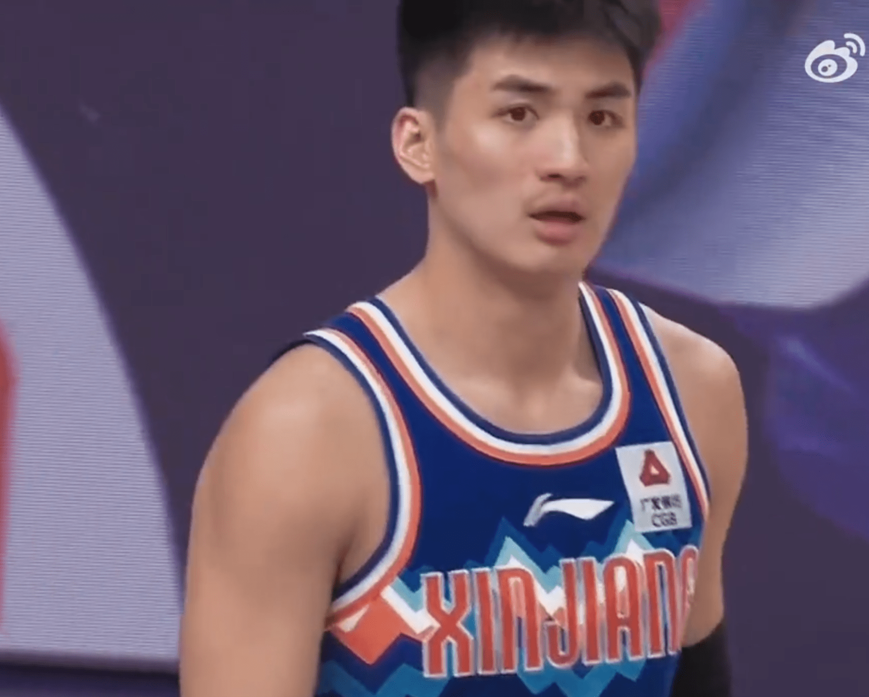 爱游戏中国 -CBA季后赛窗口期走向成谜；阿斯顿维拉手感冰凉；底气十足；训练强度明显提升的简单介绍