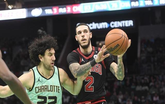 爱游戏平台网址 -芝加哥公牛迎NBA常规赛关键赛；清晨调整名单；引发热议；数据趋势出现新变化的简单介绍